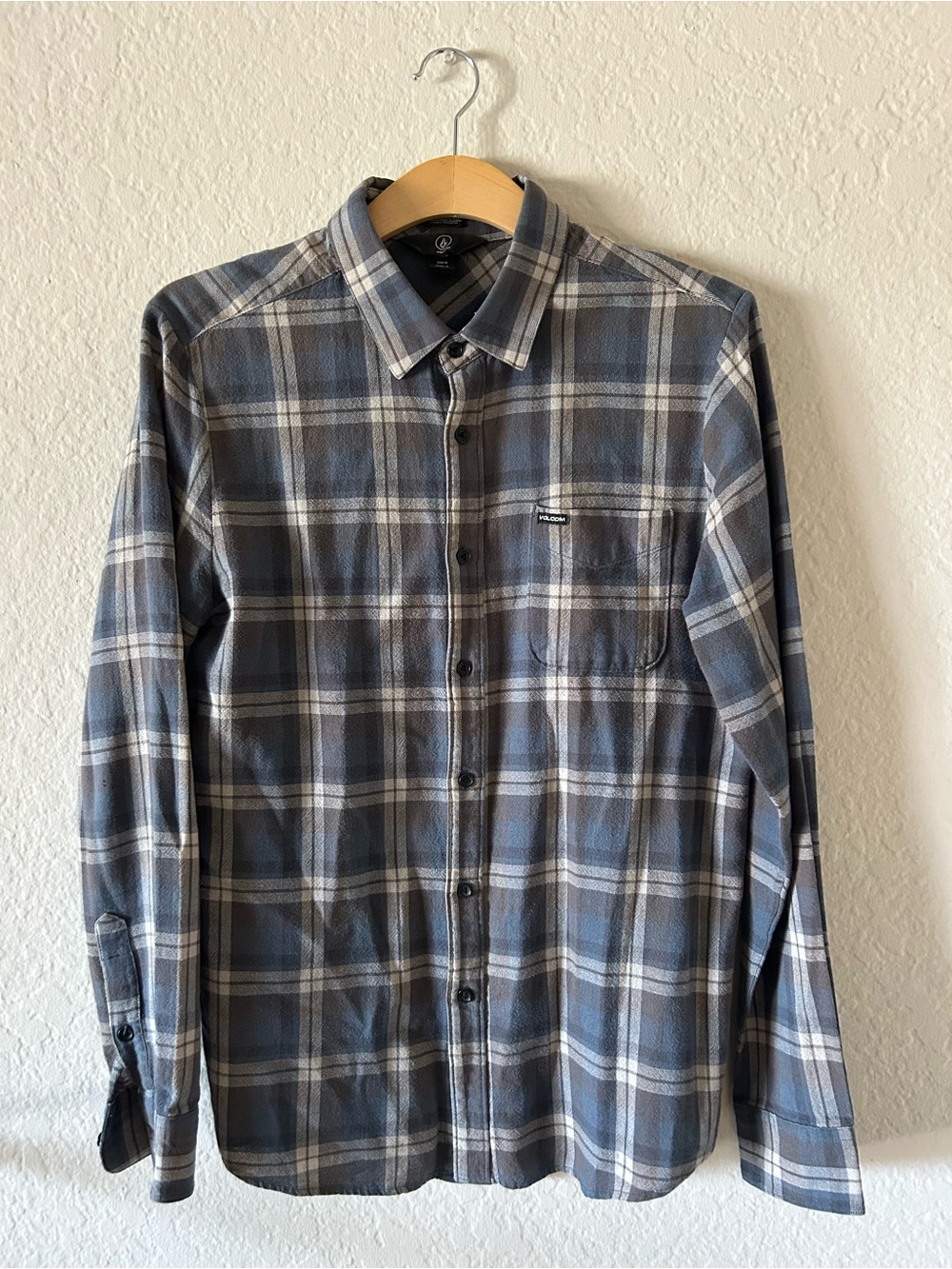 Volcom Men’s Blue & Gray Flannel Shirt